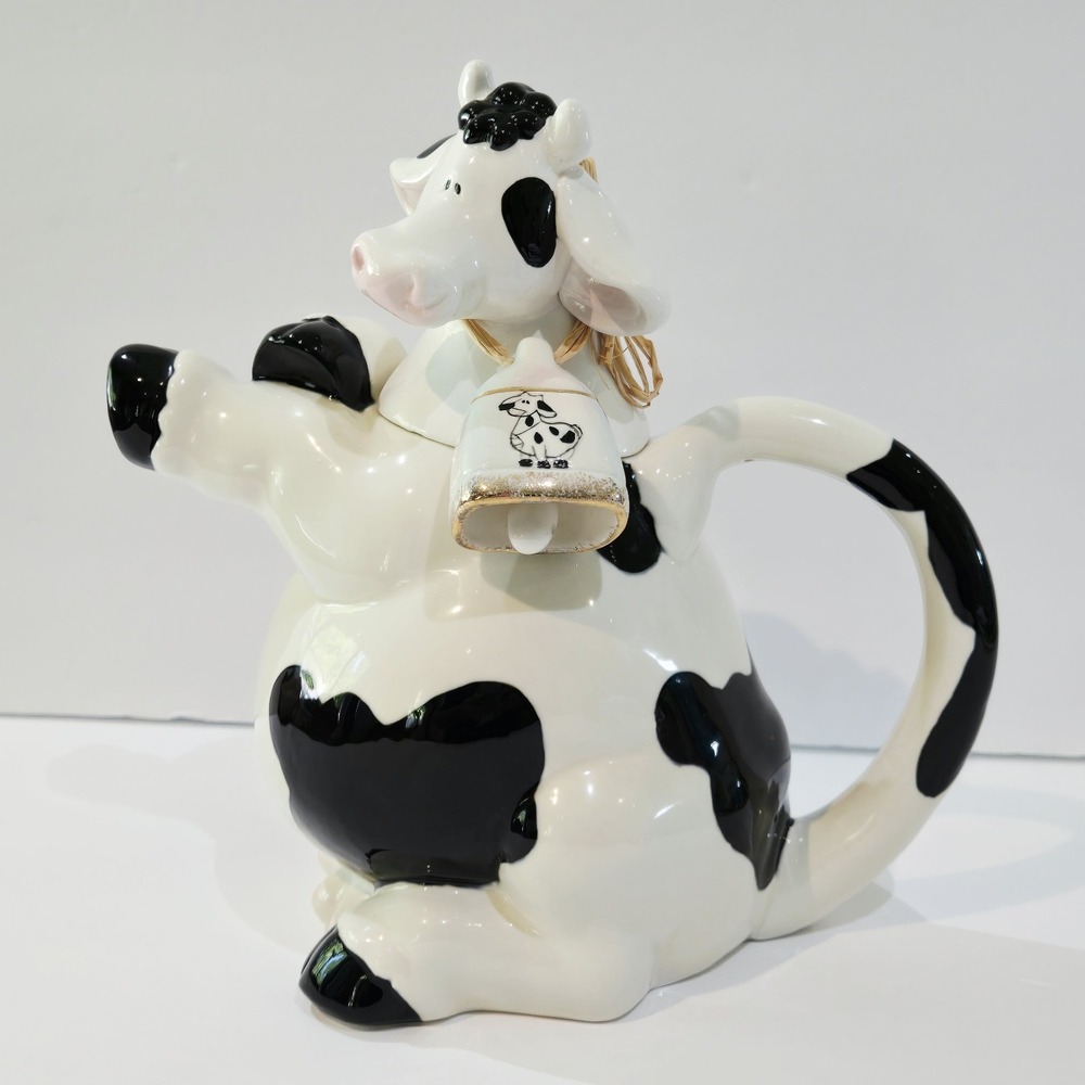 Vintage "Oh My Darling" Holstein Friesian Cow With Bell Ceramic Teapot 8" NWT